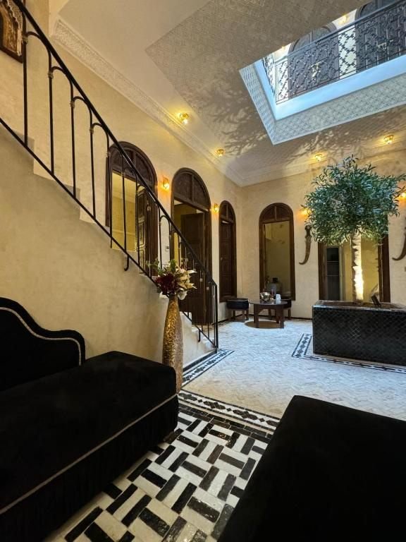 Riad M'barka exterior